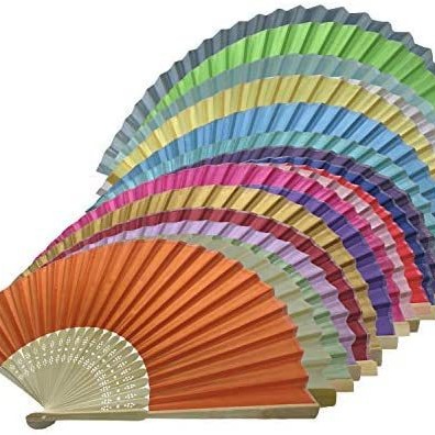 En stock ventilador de seda fresco de verano transfronterizo ventilador plegable de mujer ventilador de bambú de estilo chino ventilador de seda en blanco