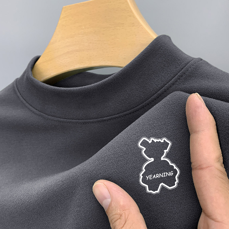 Fábrica al por mayor de alta gama juvenil simple slim fit de terciopelo a prueba de frío cálido medio cuello alto ropa interior hombres otoño camiseta