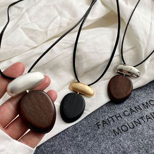 �͹ł����L̴ľ�����¿���ŮС���OӋ���L��Ƥ�Kë������Ů