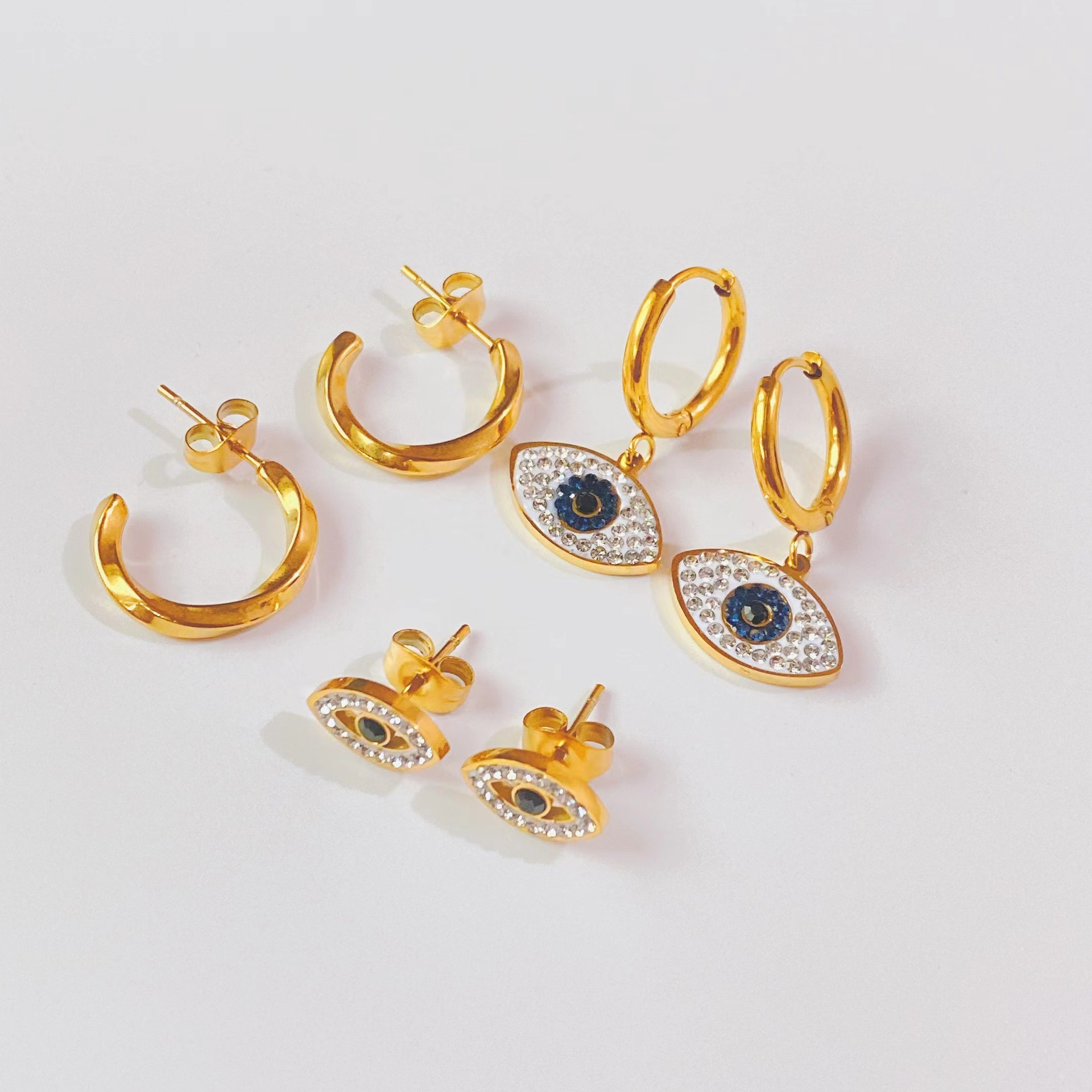 fashion new titanium steel micro-diamond zircon eye shape earrings set