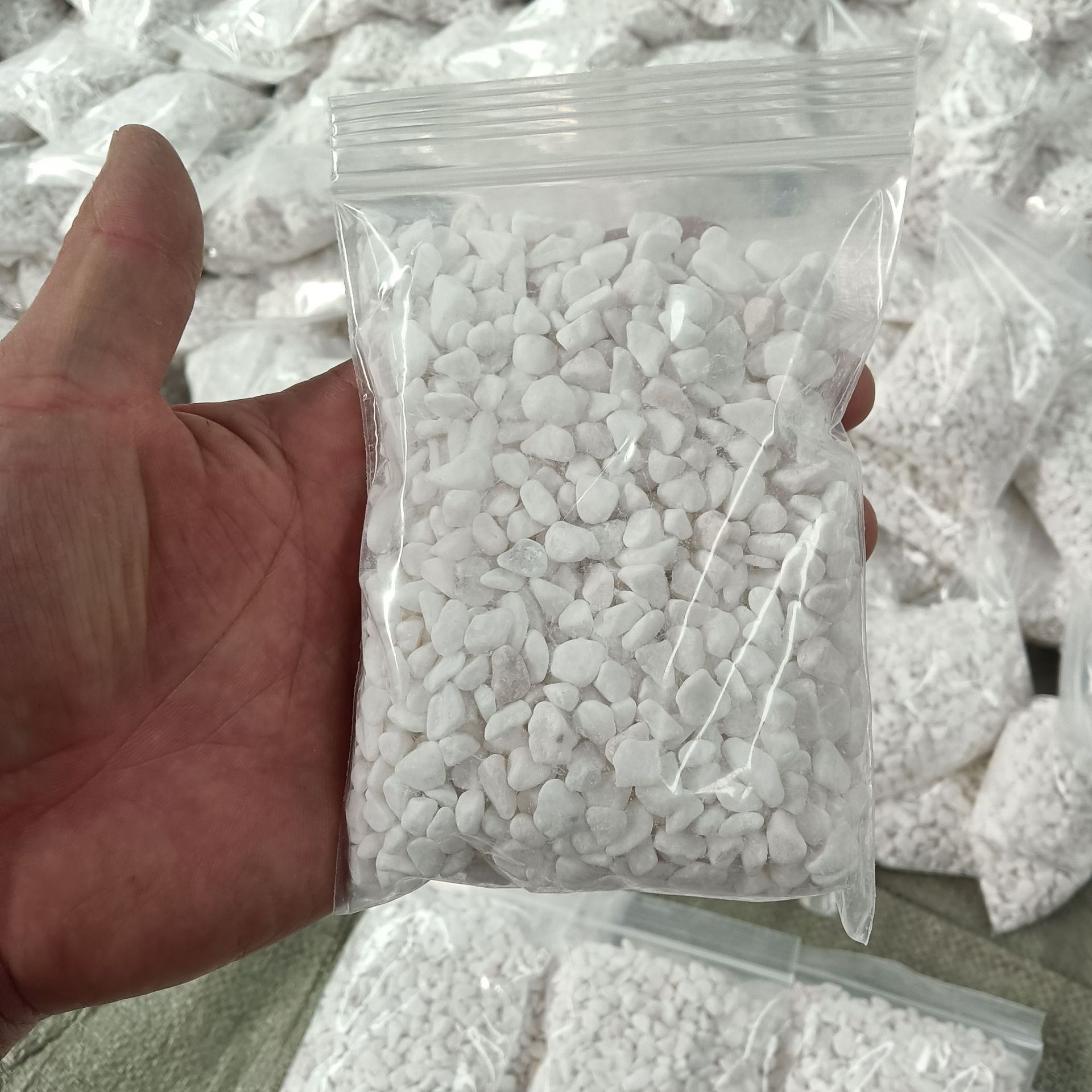 批发500克一袋白石子 花盆用鹅卵石 多肉用水洗鹅卵石 白石米