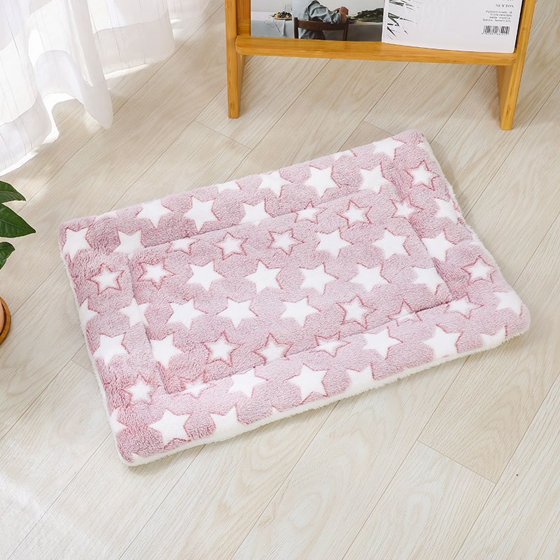 Otoño e Invierno nueva manta para mascotas engrosada de doble capa de doble cara de felpa perro cálido estera acostada gato transfronterizo y perro manta para dormir estera