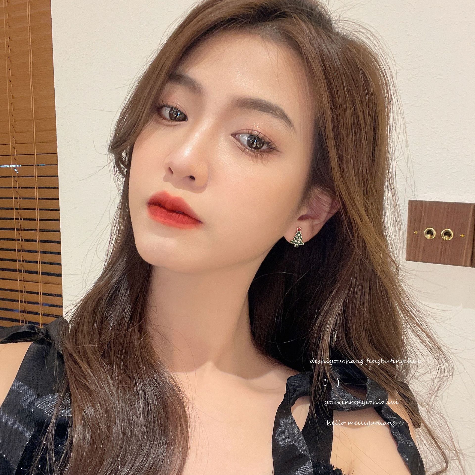 Fashion Santa Claus Christmas Socks Alloy Enamel Womenu0027S Ear Studs 1 Pair