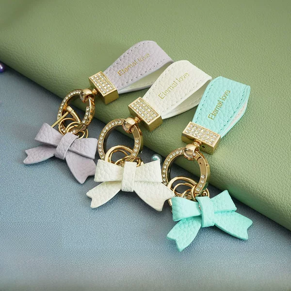 Car Keychain, Women's Bag, Exquisite Pendant, Gift, Diamond Ring, Bow Decoration, Small Pendant, Fashionable Boutique