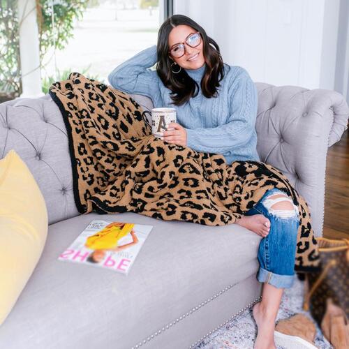 Imitation cashmere summer blanket sofa blanket towel blanket half velvet knitted leopard print blanket plus velvet woven blanket throw blanket