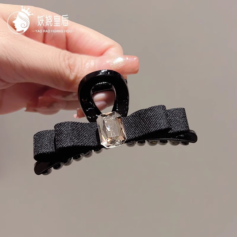 New Versatile Korean-Style Bowknot Rhinestone Top Clip, Small and Exquisite Side Bangs Small Claw Clip Hair Accessory for Women New Versatile Korean-Style Bowknot Rhinestone Top Clip, Small and Exquisite Side Bangs Small Claw Clip Hair Accessory for Women