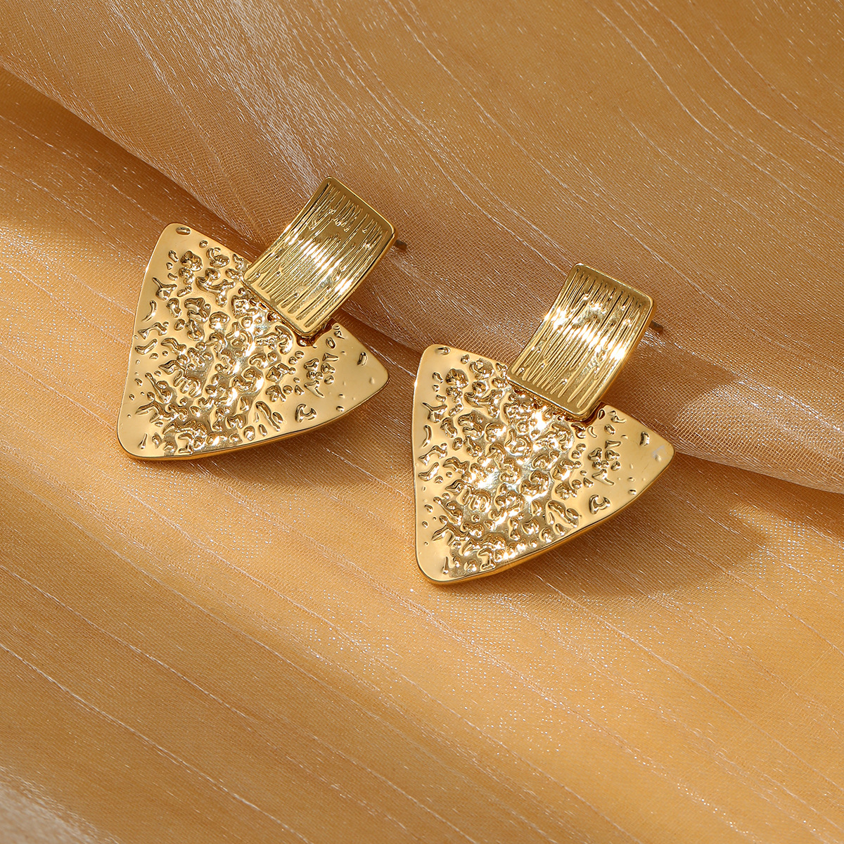 Holiday, Daily Occasion PVD Coated Real Gold Plated Triangle Square Heart Shape 304 Stainless Steel Simple Style Waterproof Non Tarnish Drop Earrings