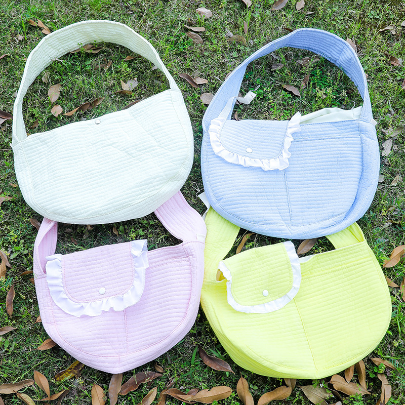 Pet backpack spring and summer cat crossbody backpack portable pet cat dog backpack shoulder crossbody Teddy pet bag Pet backpack spring and summer cat crossbody backpack portable pet cat dog backpack shoulder crossbody Teddy pet bag