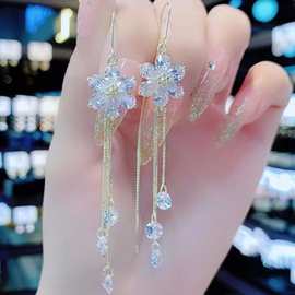 直播款白色水钻花朵耳线耳环超仙气质长款五瓣花流苏花卉耳坠耳饰
