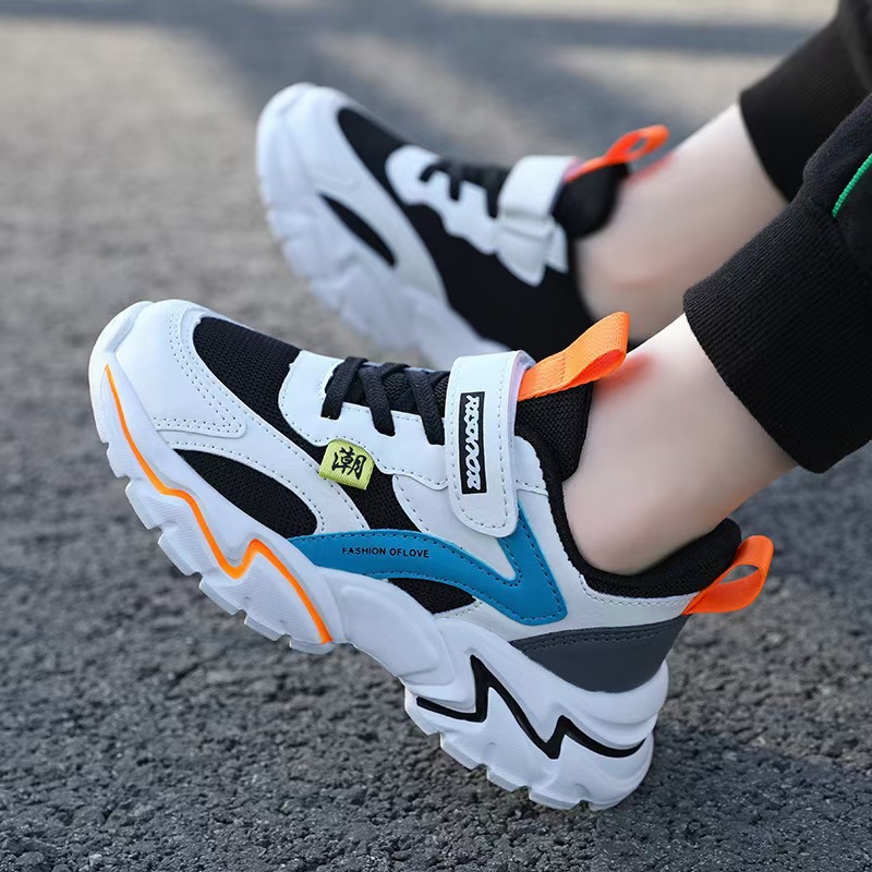 Zapatillas deportivas para niños, modelo nuevo primavera 2026, de malla transpirable, suela blanda y ligera, para niños de primaria y secundaria.