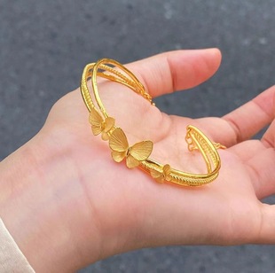 ��ֻ�������C С�t��ͬ���S��ɫ�֭hС���OӋ�߼����p�ݺ������