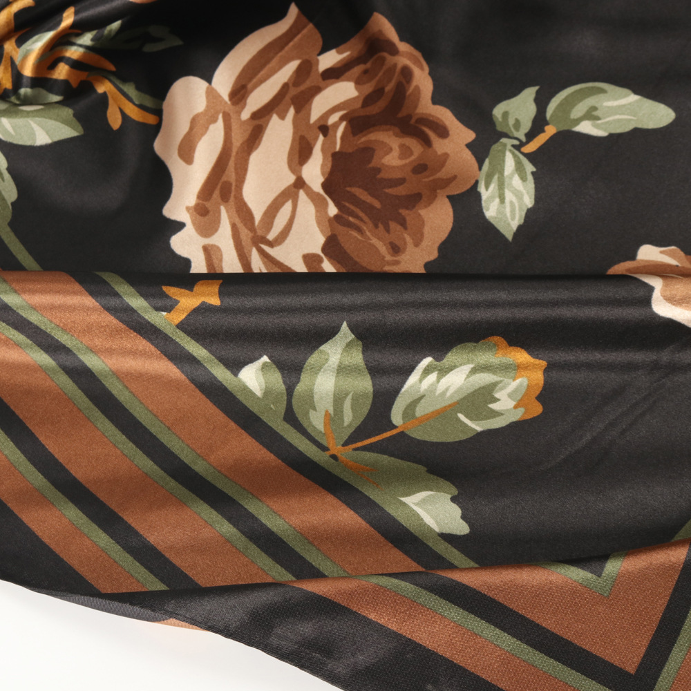 Women's Casual Flower Satin Printing Silk Scarf display picture 1