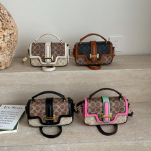 ���Q���lŮ��2025�¿�μ�б��С�����W�t��ĸ���X���͹�ӡ������