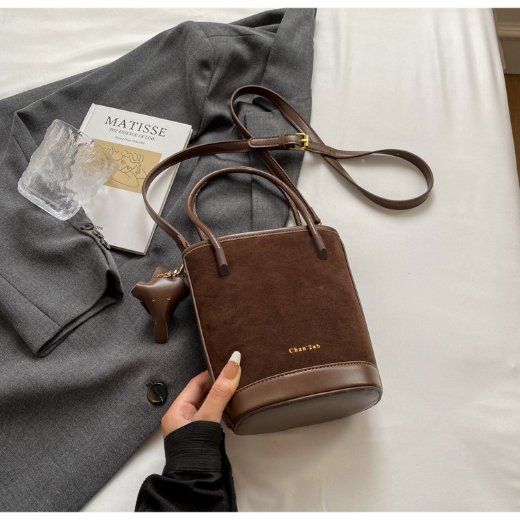 Autumn and winter retro suede small bag for women 2024 new popular all match messenger bag super hot portable bucket bag_voghion.com