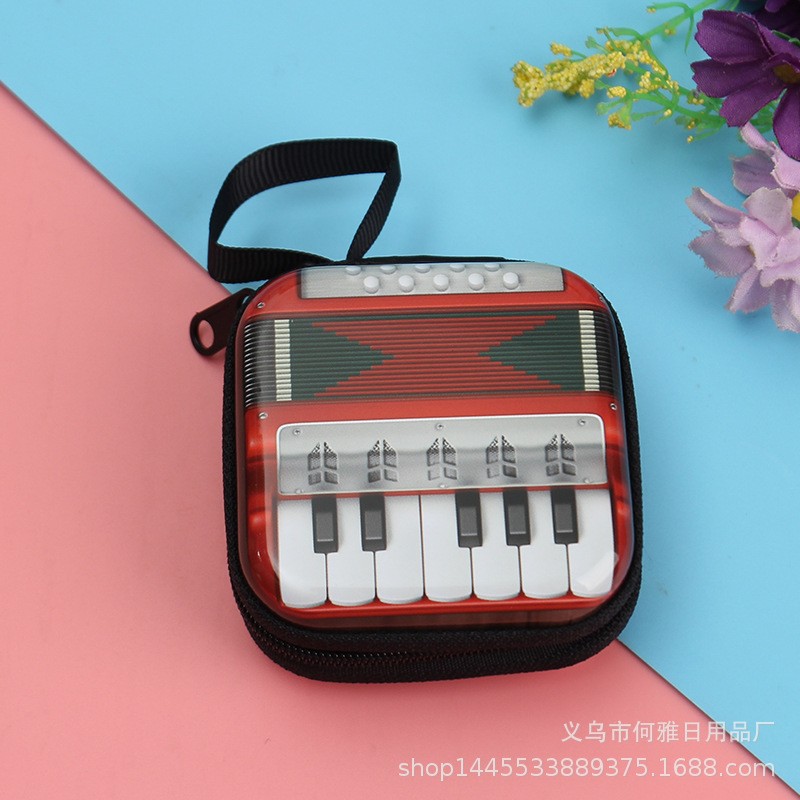 빨간 아코디언