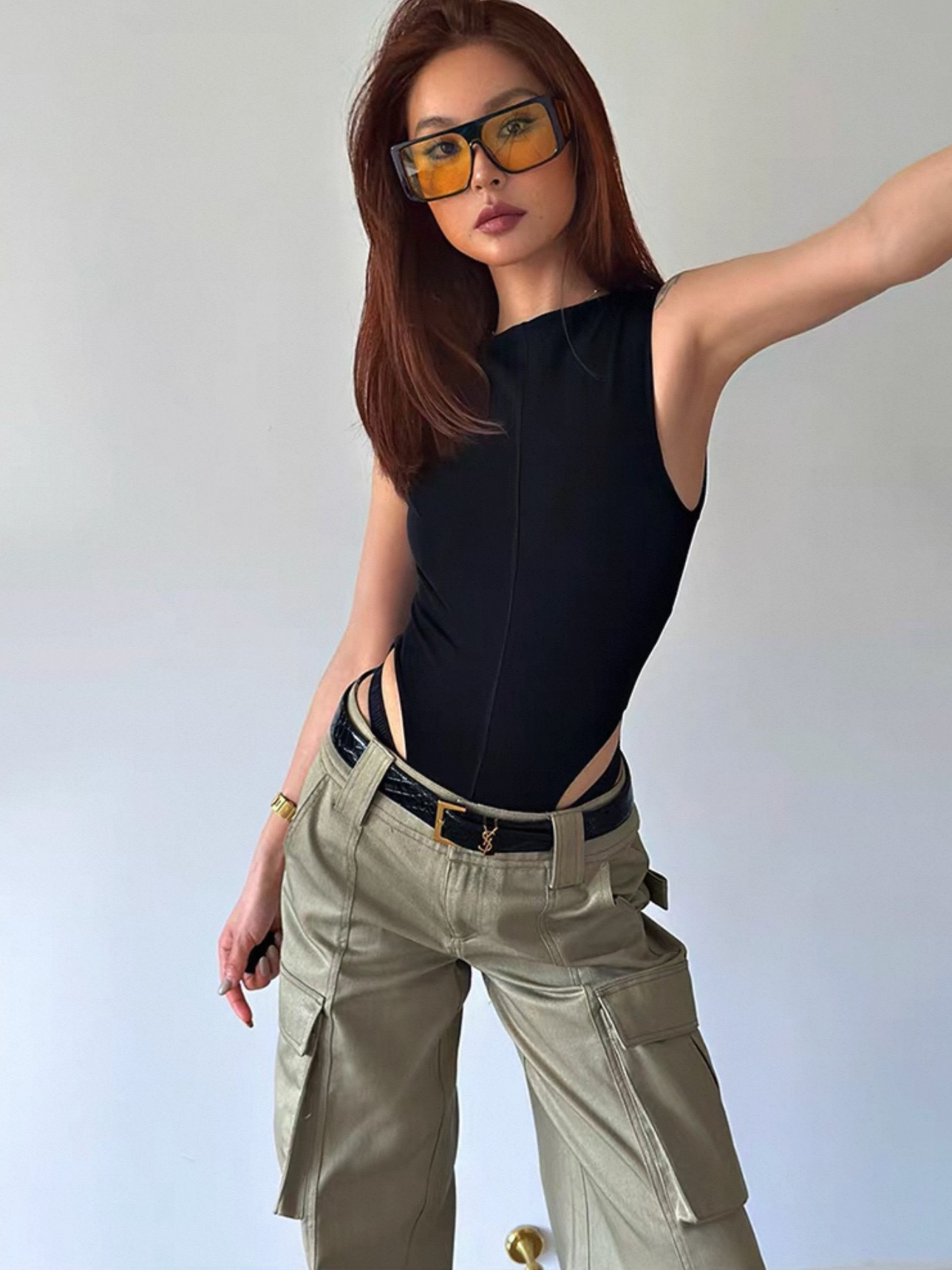 Nicho de diseño 2025aw viejo dinero caliente sexy ácido acético ajustado cintura de corte vertical chaleco de camiseta de espalda abierta