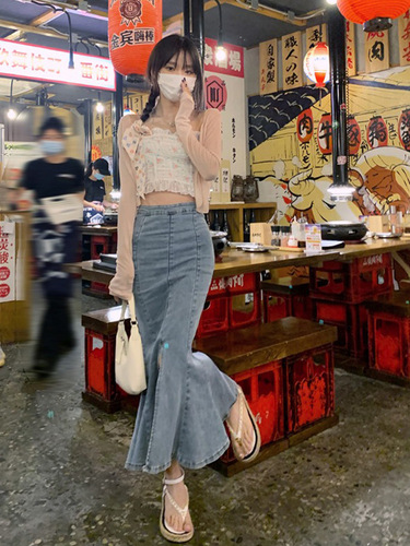 Vintage Cowboy Half-Body Skirt for Women, Autumn High-Waisted Slimming Split Medium-Length Personalized Bubble Butt Fish-Tail Skirt