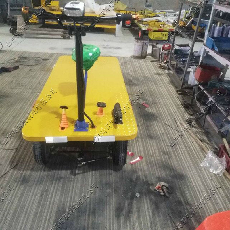 四轮电动搬运车座驾式电动前进后退运输车铁路建设路桥工程平板车