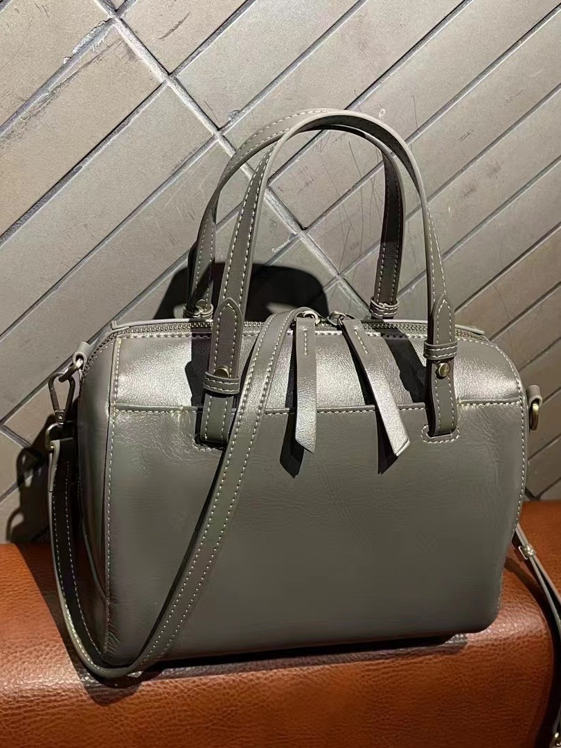 Bolso de cuero curtido vegetal primera capa de piel de vaca gran bolsa de pasta de árbol de cuero retro bolsa de mensajero de moda casual todo-fósforo de cuero suave 775