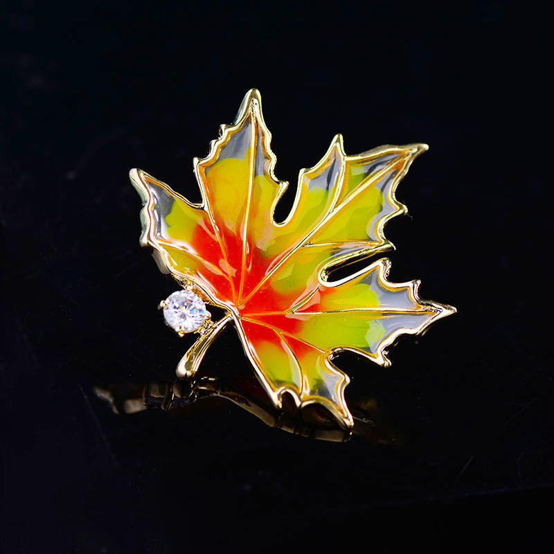 Elegant Mori Style Cute Enamel Painted Maple Leaf Brooch Puncture Needle Micro Inlay Zirconia Anti-running Light Buckle Fixed Collar Needle