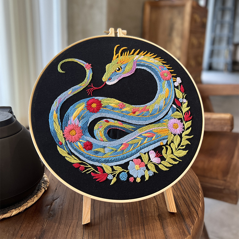 Bonito conjunto de bordado de serpiente Lu bordado inglés hecho a mano diy material paquete de dibujos animados animales decoración de la sala de estar