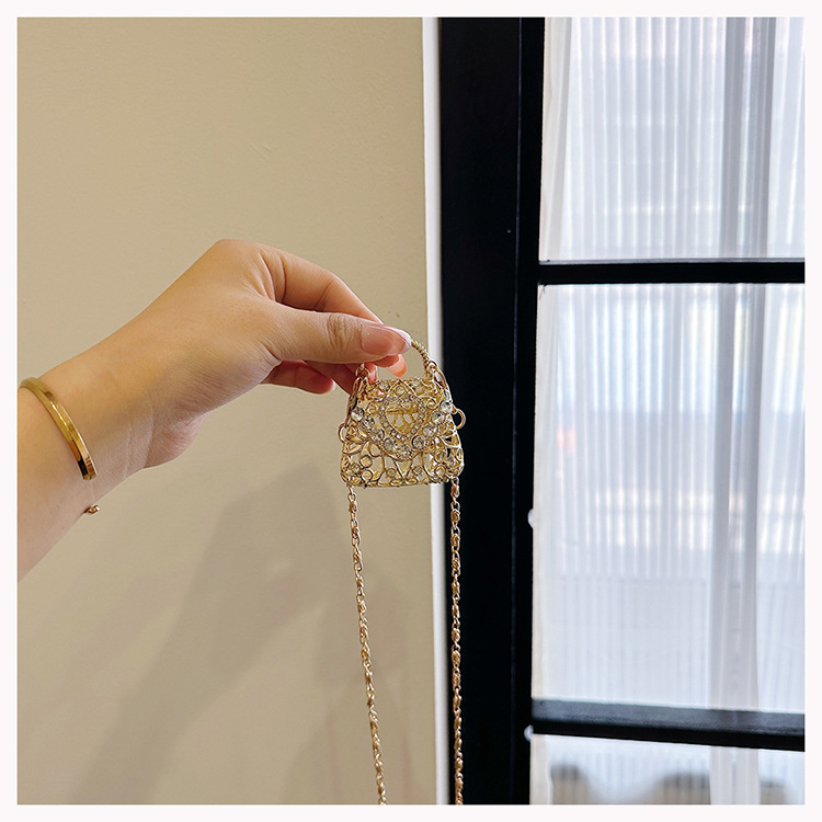 Mini Decorative Simple 2023 Spring/Summer New Fashion Banquet One Shoulder Chain Bag_voghion.com