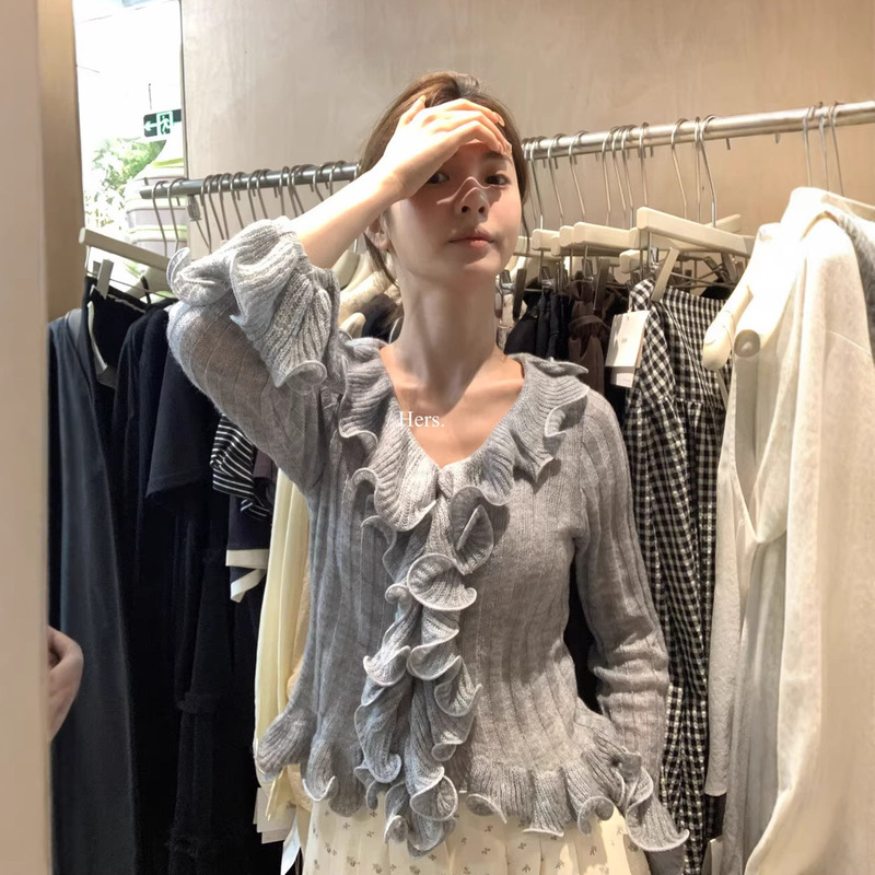 Hers a Spoonful of Sweetness: Spring Vibes, College-Style Design, Ruffled V-Neck, Age-Reducing Slim-Fit Long-Sleeve Knit Top for Women Hers a Spoonful of Sweetness: Spring Vibes, College-Style Design, Ruffled V-Neck, Age-Reducing Slim-Fit Long-Sleeve Knit Top for Women
