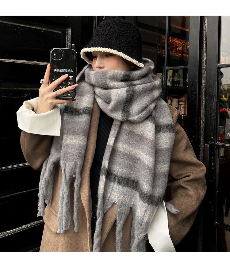 Striped Color Contrast Patchwork Scarf For Women Winter Shawl_voghion.com