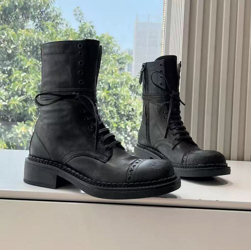 Miu High-Definition Version of Autumn and Winter Catwalk Retro Boots, Old British Lace-Up Western Thick Heel Desert Cowboy Boots