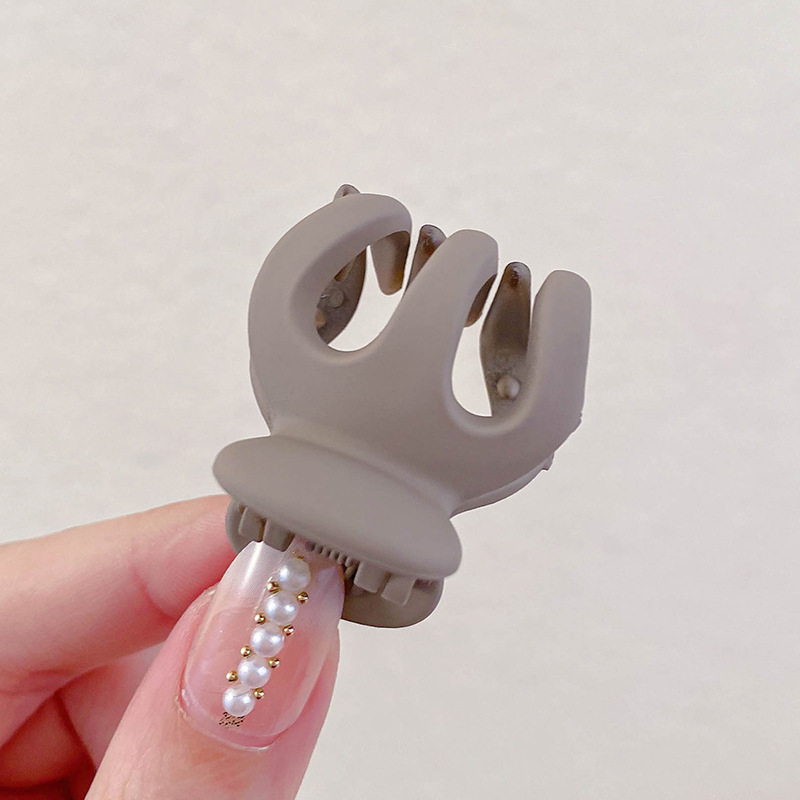 17 # color café 2 medianos (aproximadamente 3,5 cm).