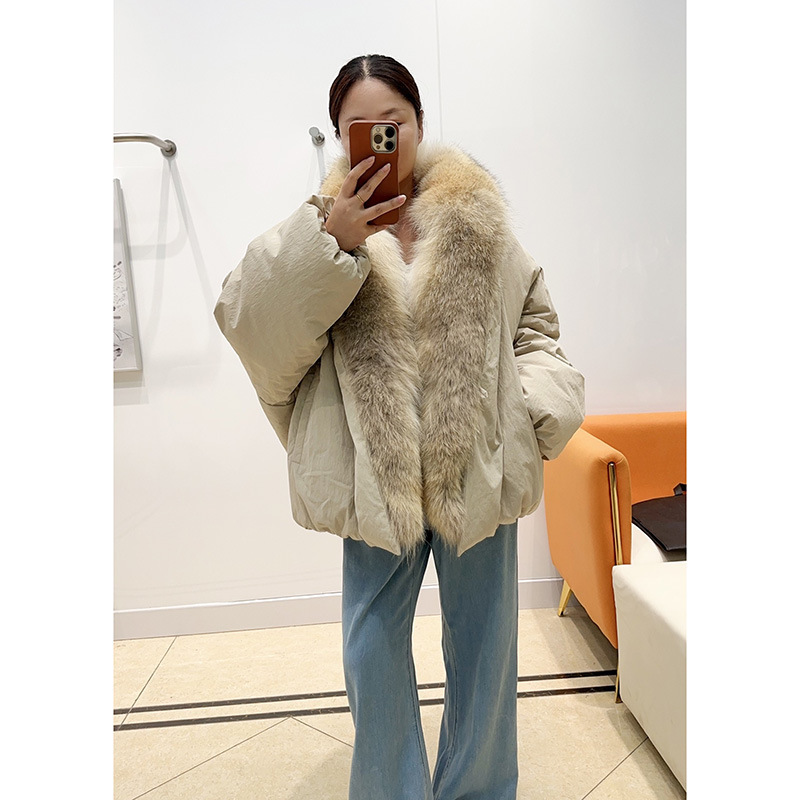 2025 Autumn and Winter New Product Coyote Fur Collar Removable Inner Filled with White Goose down Cotton Fabric Luxurious, Comfortable and Warm