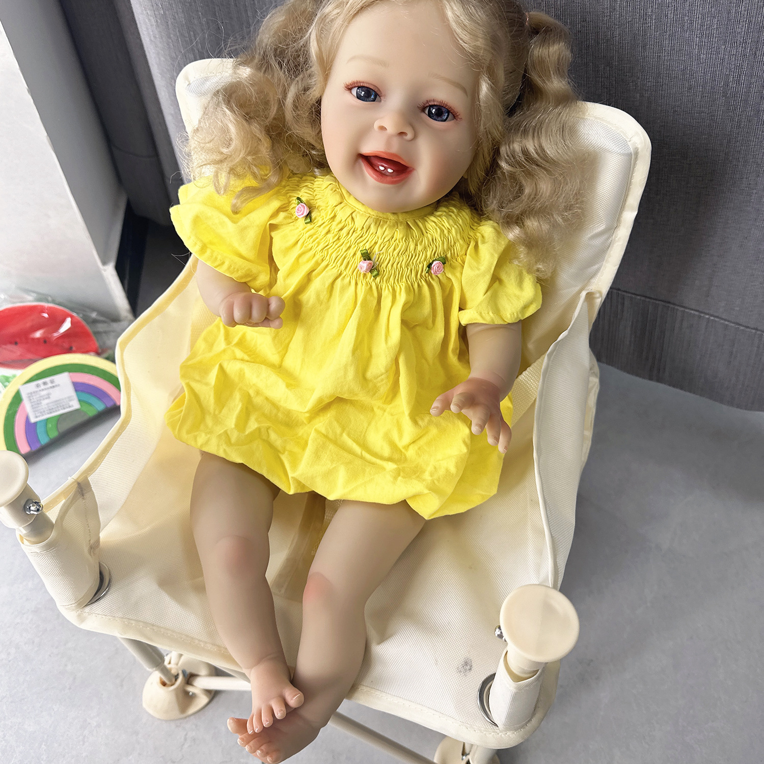 20 pulgadas vestido amarillo Yannik simulación muñeca renacida 3D pintado suministro transfronterizo una pieza de venta