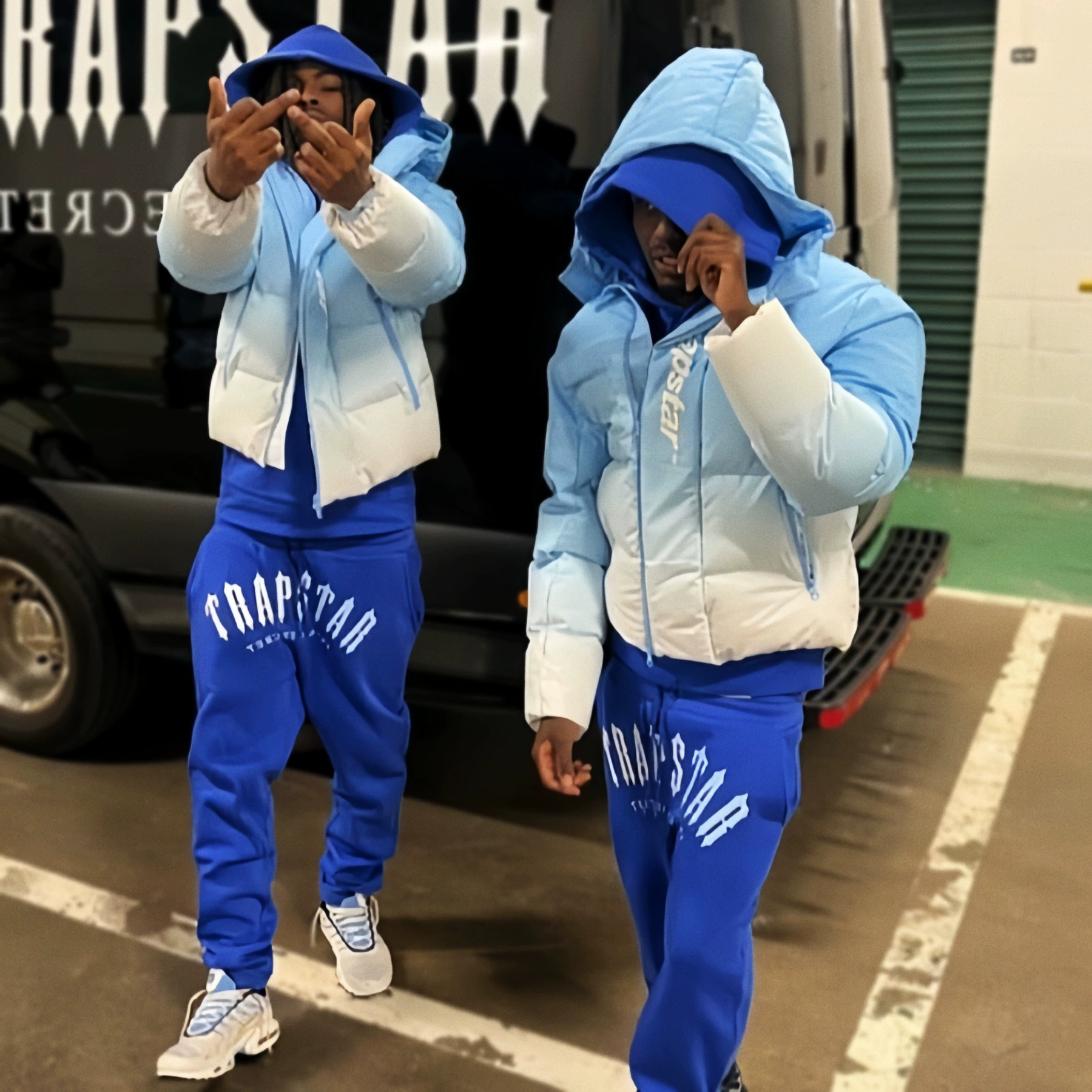 Keep warm down jacket hip-hop style with hood, gradient, American style