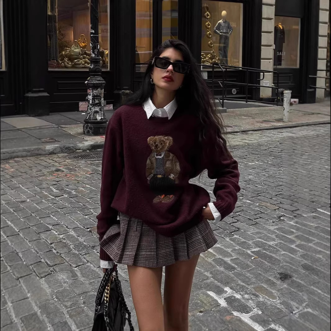 欧美秋冬新款跨境女装小熊刺绣圆领修身毛衣卡通学院风针织衫上衣