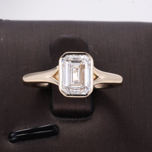 Factory Wholesale Personality 14K Gold 2 karat Emerald Cut Cultivation Diamond Ring All-inclusive Inlaid Wedding Ring
