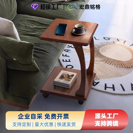 电脑桌;书柜;床头柜