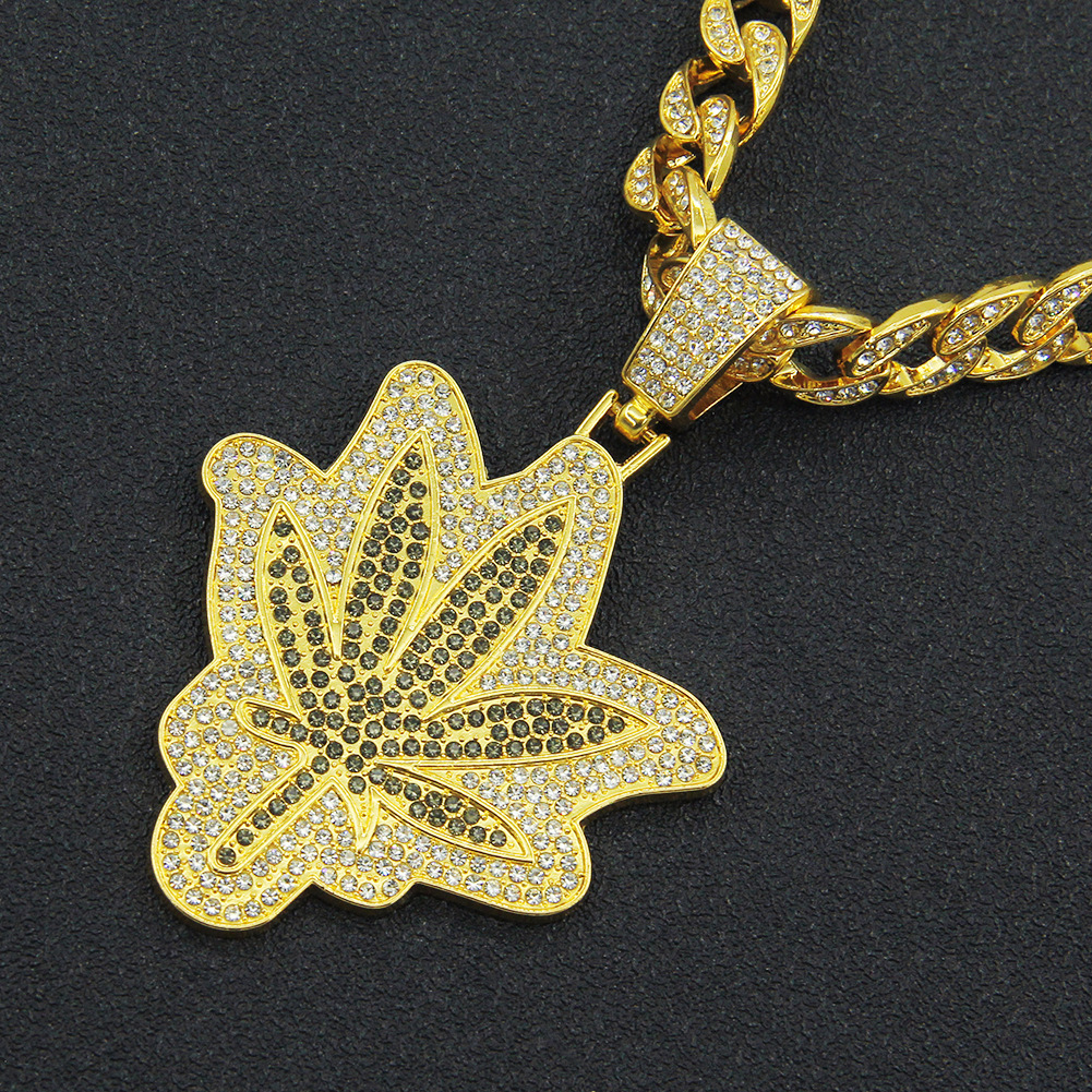 European and American hip-hop full diamond leaf maple leaf pendant menu0027s necklace