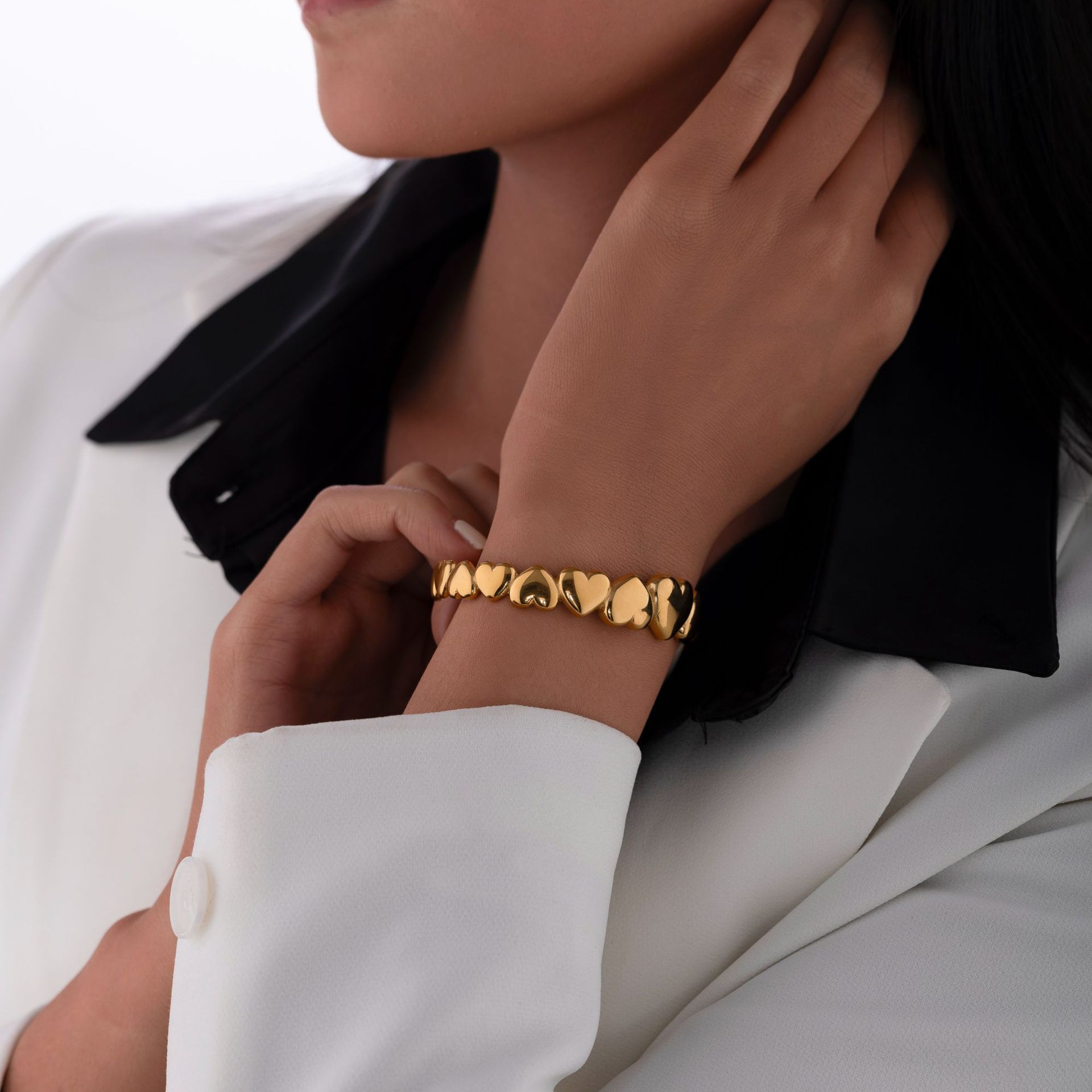 Tina Europa y los Estados Unidos amor abierto pulsera de acero inoxidable de nicho de alta calidad diseño pulsera de titanio pulsera de acero joyería mujer image 3