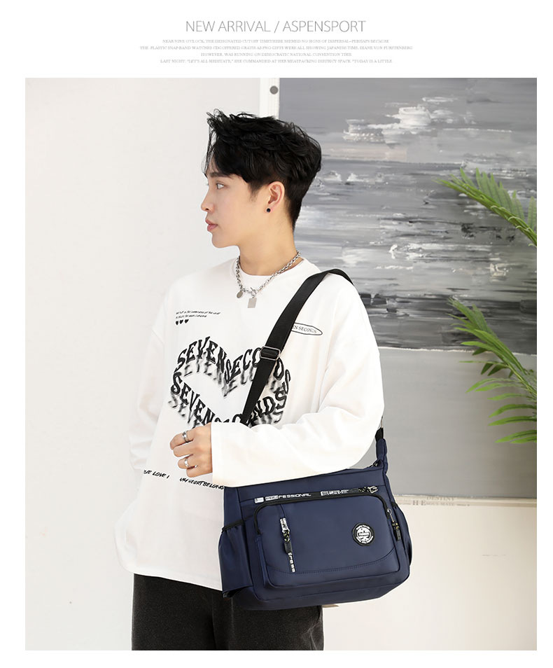 Wholesale of Korean men's simple and large-capacity briefcases, casual and versatile single-shoulder bags, travel and business crossbody men's bags undefined