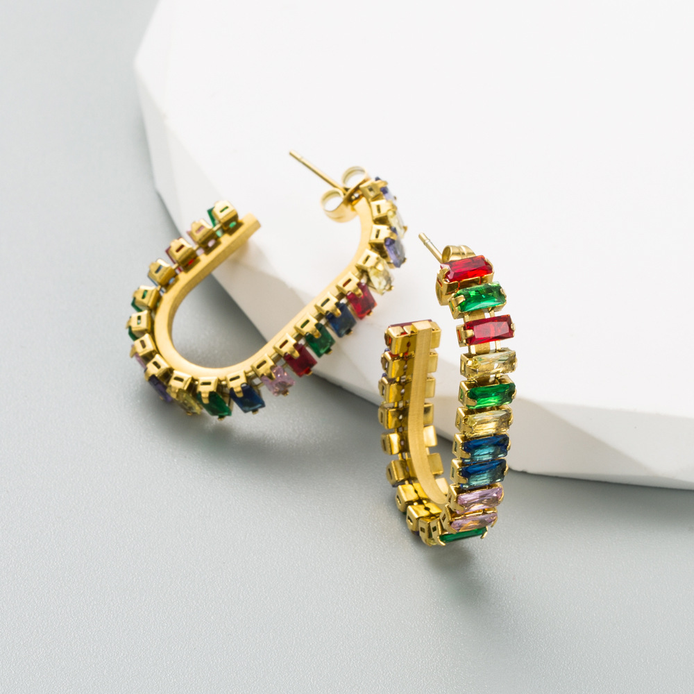 Fashion C Shape Geometric Titanium Steel Rhinestones Ear Studs 1 Pair