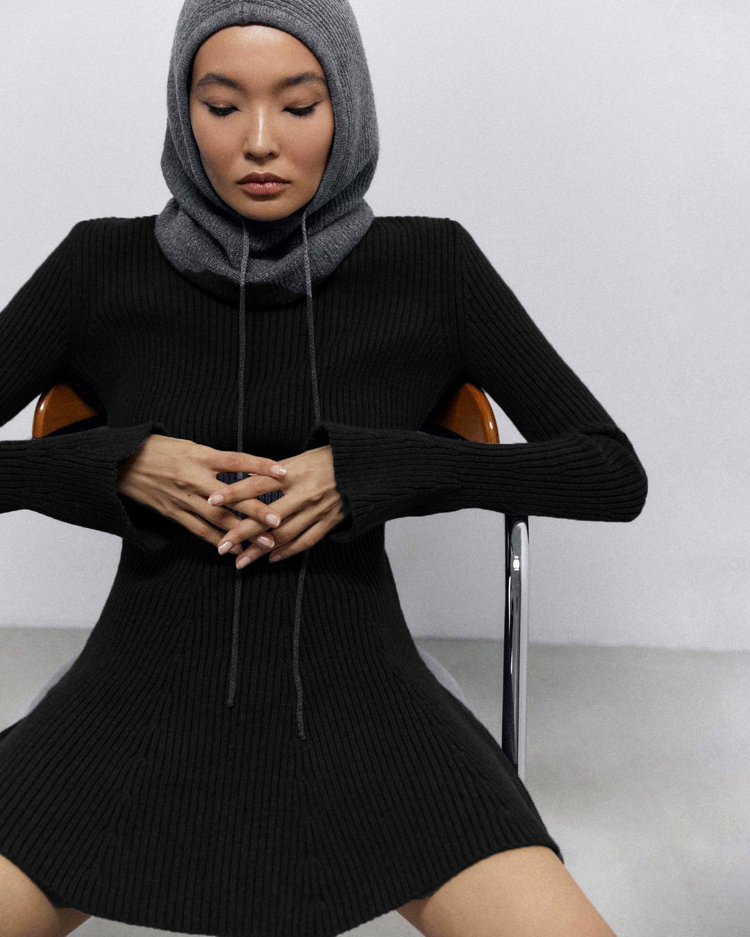 ChicShe ChicShe 2024 Autumn Winter Turtleneck Knitted Petite Pullover Women's Sweater Dress Black Thick Style_voghion.com