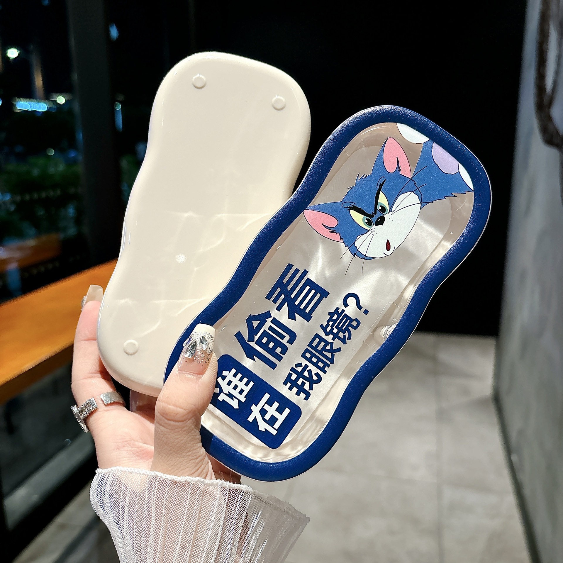 Caja de gafas transparentes de borde de la nube, alta sensación de almacenamiento portátil, niños, niños, niños, estudiantes, lindos, caja de gafas al por mayor