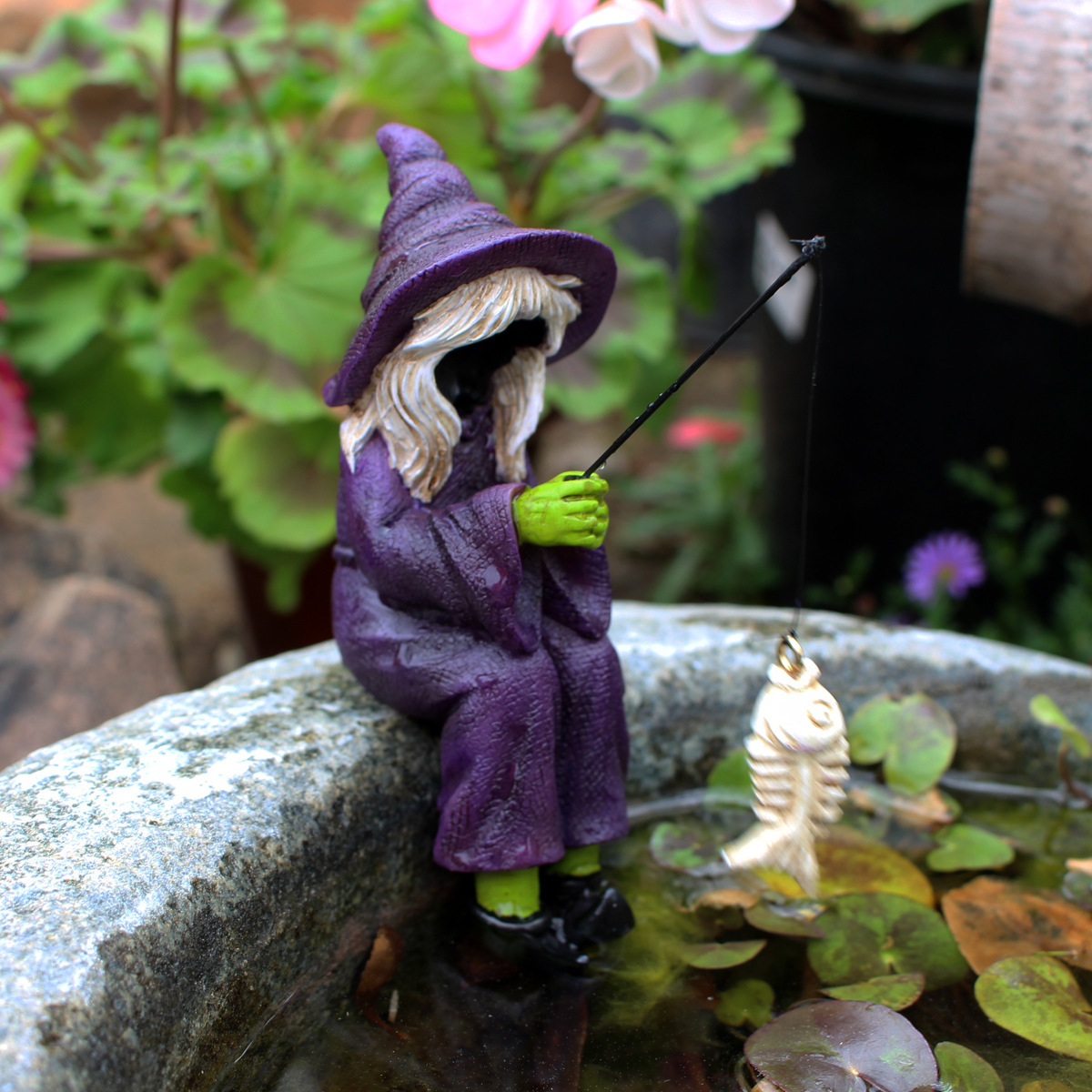  New Halloween Ghost Festival Fishing Witch Resin Crafts Ornaments Fishing Fish Tank Ornaments Decoration Ceremony