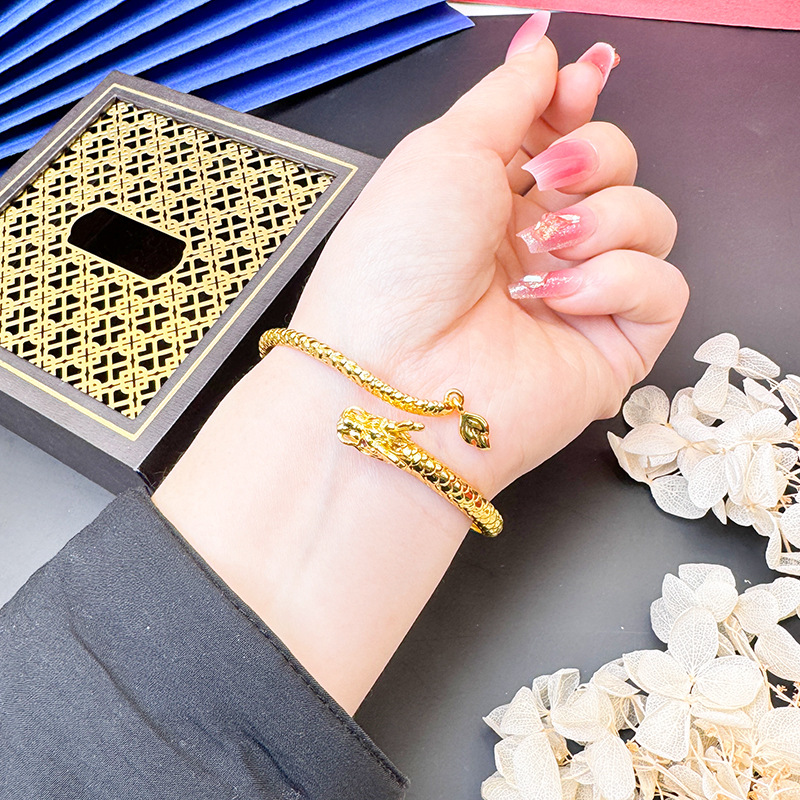 Estilo antiguo oro arena Panlong pulsera abierta tallada Lotus pulsera no se desvanece durante mucho tiempo aleación de cobre nacional moda hombres y mujeres estilo chino