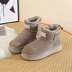 冬季厚底雪地靴女皮毛一体2025新款短筒加绒加厚防滑保暖东北棉鞋