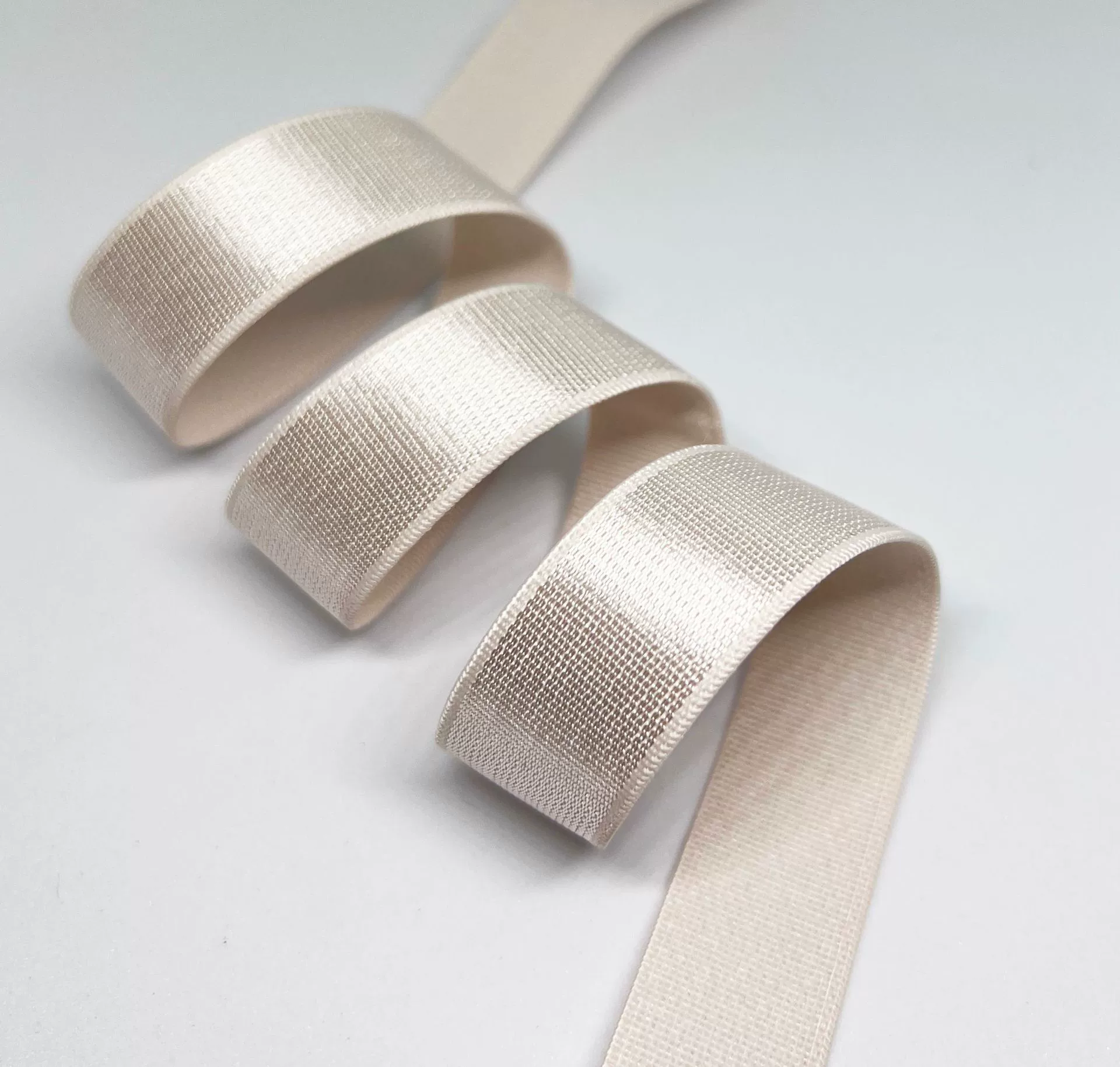 Glossy underwear, velvet straps, elastic bra, 8mm, 2.5mm, polyester, on elastic band