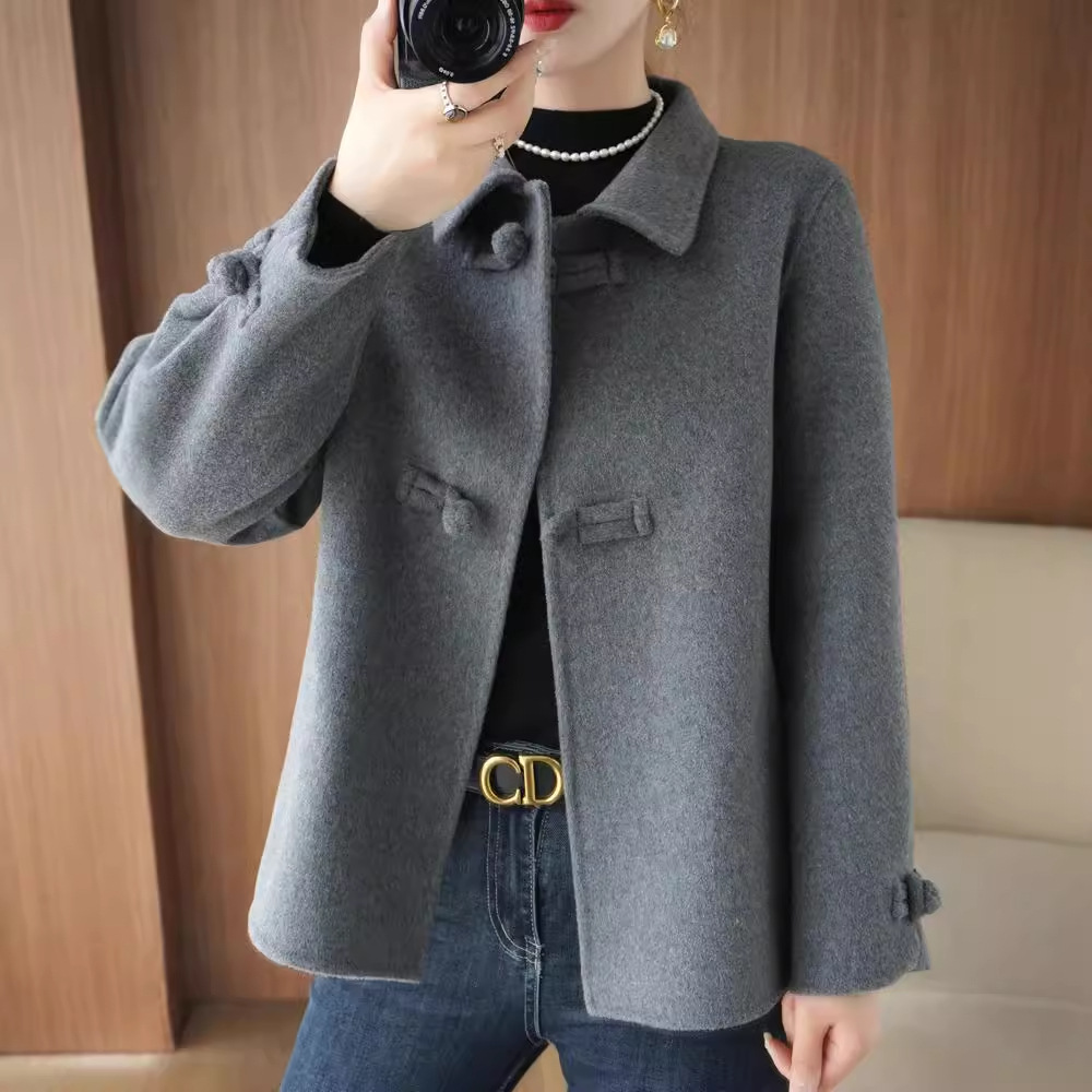 여성을위한 새로운 중국 스타일의 양면 캐시미어 코트 가을 겨울 새로운 인형 칼라 짧은 작은 100% 양모 코트