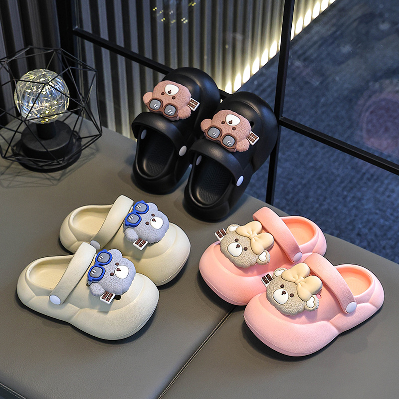 Children's Croc Shoes Girls' Cute Cartoon Outerwear Sandals Small, Medium and Large Children's Soft-Soled Boys' Toe Shoes