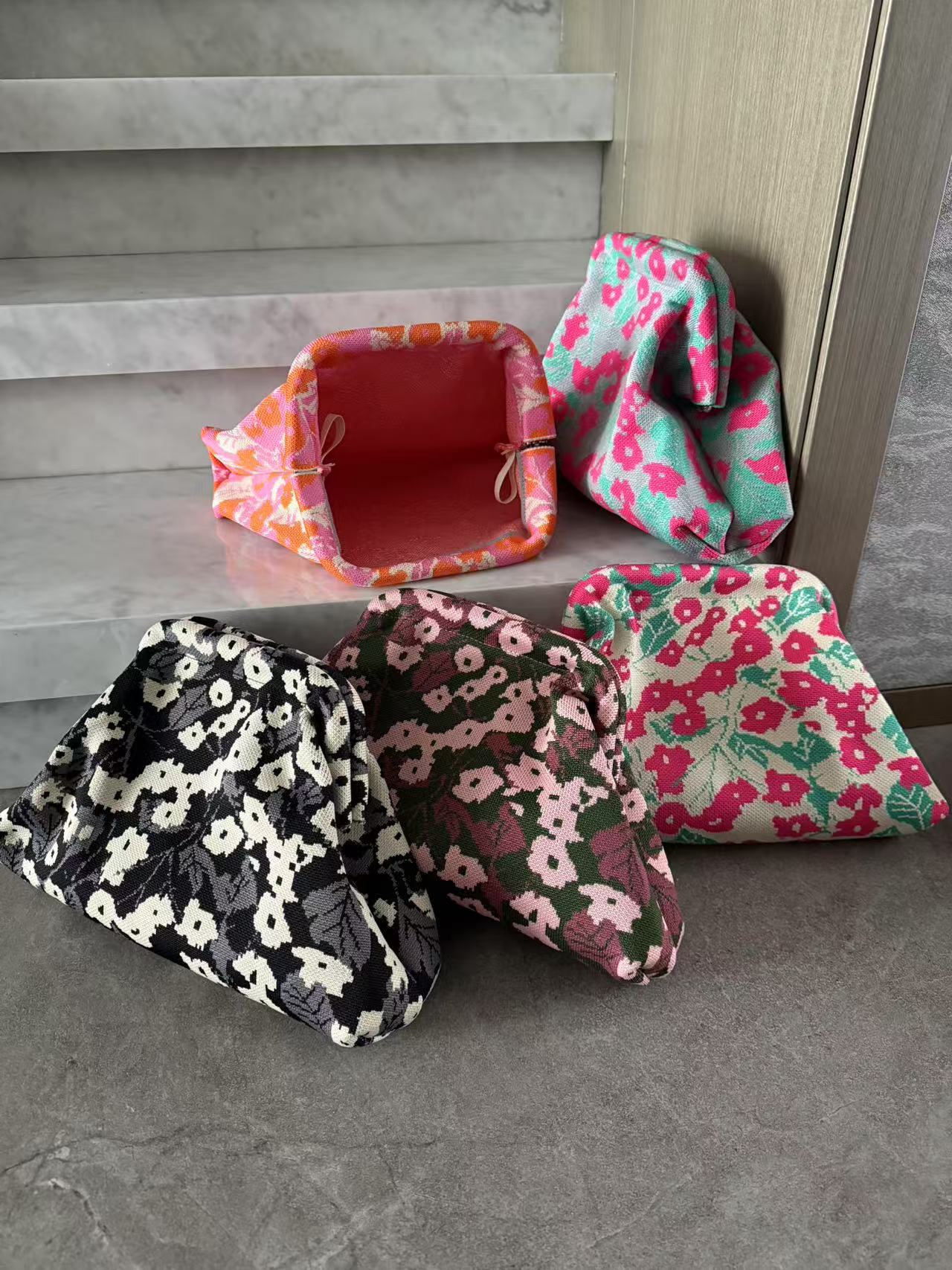 Polyester Material Polyester Ditsy Floral Color Block Shell Clutches