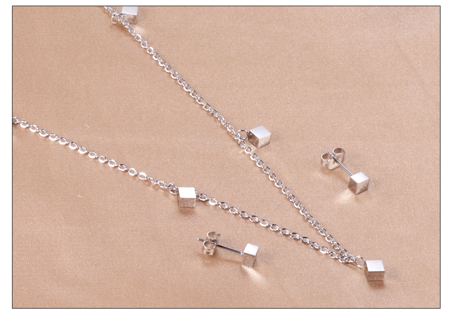 Fashion Star Moon Stainless Steel Plating Earrings Necklace 1 Set